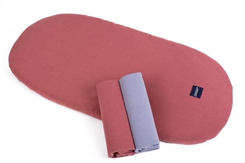 stroller_mattress_sheet_organic_maroon_grey_color_mood__-1536x1024